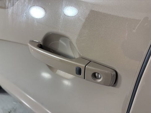 Used 2024 Nissan Frontier Pro-X image 13