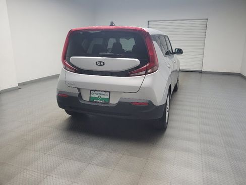 Used 2020 Kia Soul LX FWD image 7