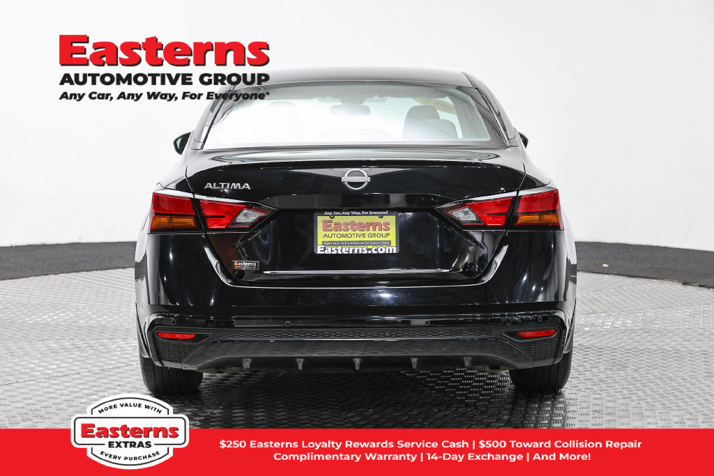 Used 2023 Nissan Altima 2.5 S FWD image 7