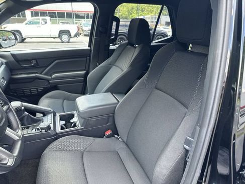 Certified 2025 Toyota 4Runner SR5 AWD/4WD image 14