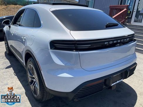 Used 2025 Porsche Macan 4S Electric AWD/4WD image 86