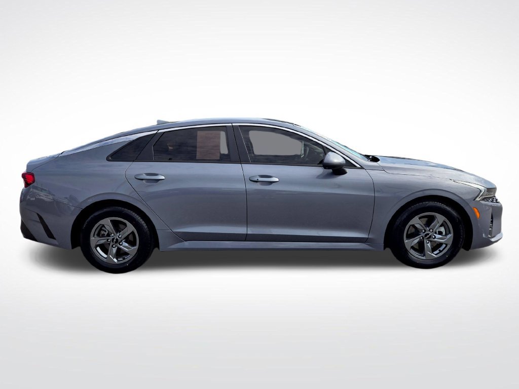 Used 2022 Kia K5 LXS FWD image 8