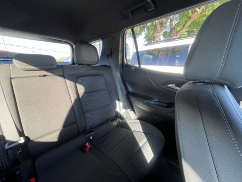 Used 2025 Chevrolet Equinox LT image 37