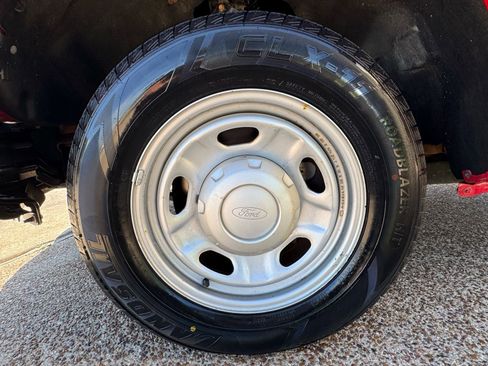 Used 2015 Ford F250 XL RWD image 23
