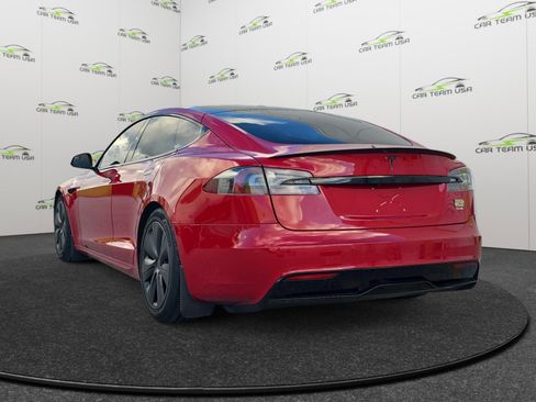 Used 2021 Tesla Model S Plaid image 3