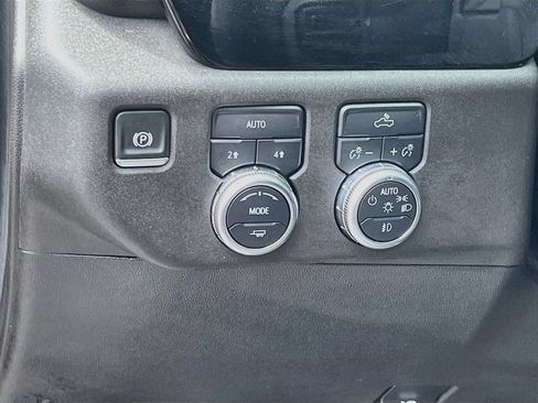 Used 2025 GMC Sierra 1500 Elevation AWD/4WD image 10