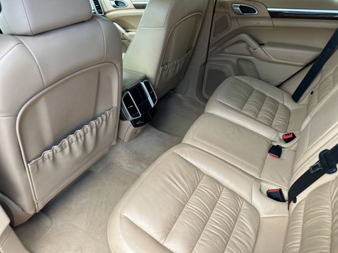 Used 2012 Porsche Cayenne image 12
