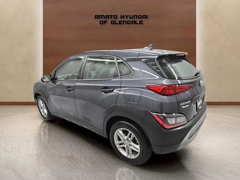 Certified 2022 Hyundai Kona SE w/ Cargo Package image 4