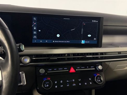 Used 2025 Hyundai Tucson Limited FWD image 18