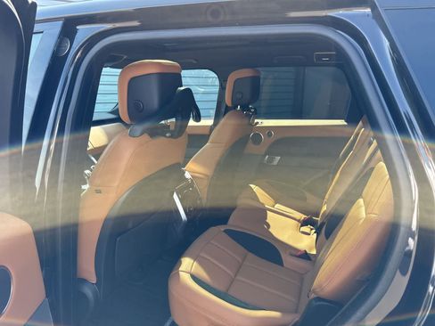Used 2021 Land Rover Range Rover Sport HSE Dynamic image 8