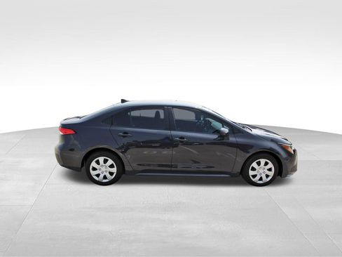 Used 2024 Toyota Corolla LE FWD image 5