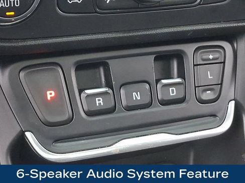 Used 2019 GMC Terrain SLE w/ Driver Convenience Package AWD/4WD image 11