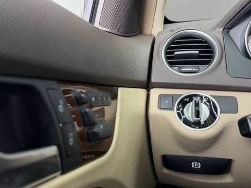 Used 2012 Mercedes-Benz C 350 Coupe image 20