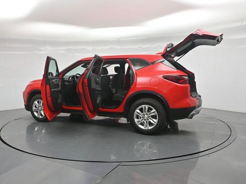 Used 2022 Chevrolet Blazer LT image 32