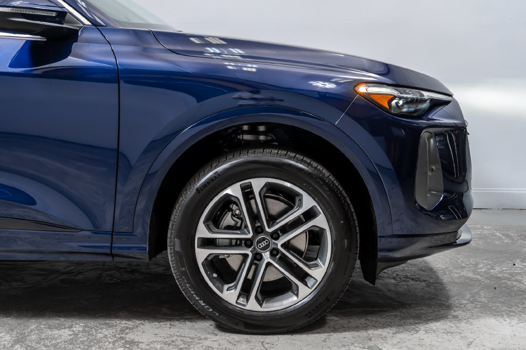 New 2026 Audi Q5 Premium Plus AWD/4WD image 12