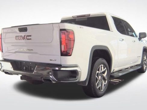 Used 2023 GMC Sierra 1500 SLT w/ SLT Premium Plus Package AWD/4WD image 2