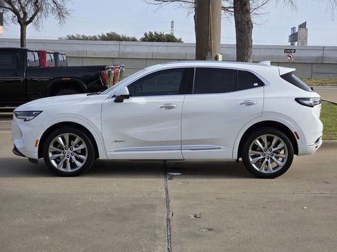 Used 2022 Buick Envision Avenir w/ Technology Package II image 4