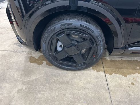 New 2027 Kia Telluride EX image 29