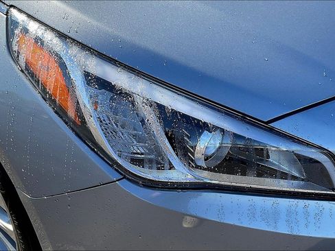 Used 2015 Hyundai Sonata Limited w/ Option Group 05 image 32