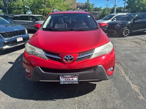 Used 2015 Toyota RAV4 XLE AWD/4WD image 2