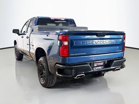 Used 2019 Chevrolet Silverado 1500 Custom Trail Boss w/ Custom Convenience Package AWD/4WD image 8