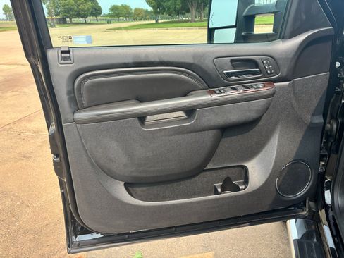 Used 2013 GMC Sierra 2500 Denali image 18