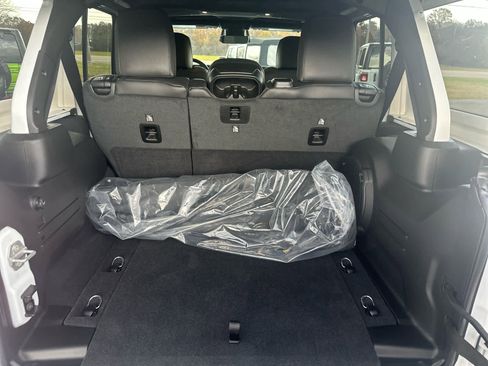 New 2026 Jeep Wrangler Unlimited Sahara image 22