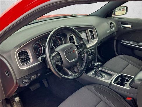 Used 2022 Dodge Charger SXT image 10