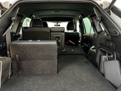 Used 2023 Mitsubishi Outlander SE Black Edition image 37