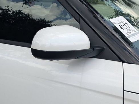 Certified 2025 Kia Soul LX w/ LX Technology Package FWD image 10
