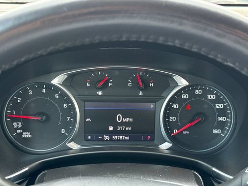 Used 2021 Chevrolet Equinox Premier w/ Redline Edition FWD image 17