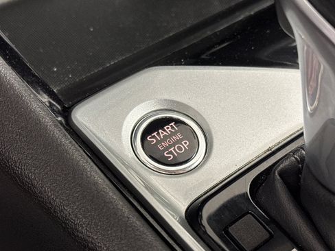 Used 2024 Nissan Altima 2.5 SV FWD image 18