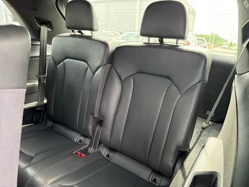 Used 2017 Audi Q7 3.0T Premium Plus AWD/4WD image 20