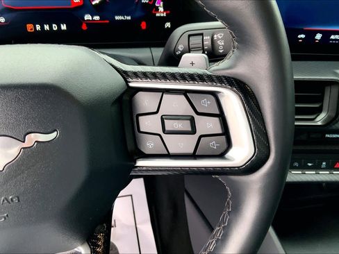 Certified 2025 Ford Mustang GT image 18