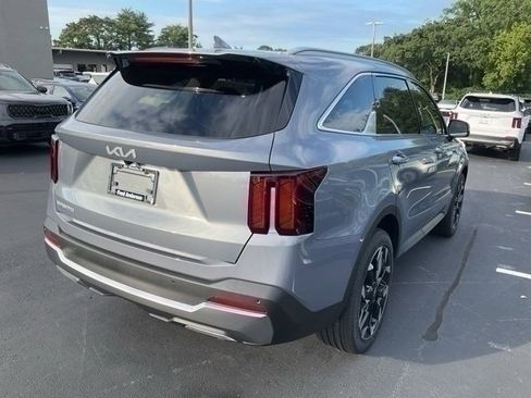 New 2025 Kia Sorento EX w/ Panoramic Sunroof Package image 26