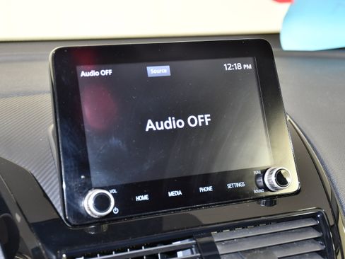 Used 2024 Mitsubishi Eclipse Cross LE AWD/4WD image 17