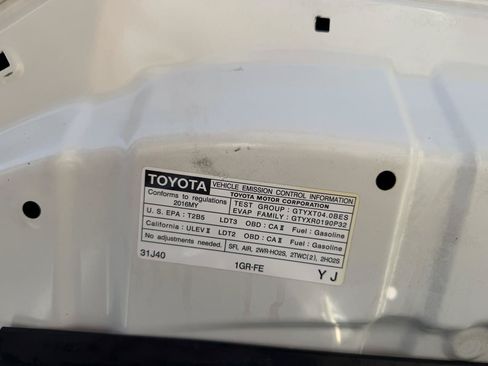 Used 2016 Toyota 4Runner Limited AWD/4WD image 36