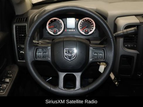 Used 2018 RAM 2500 Tradesman w/ Chrome Appearance Group image 7