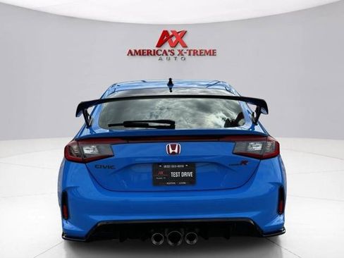 Used 2023 Honda Civic Type R image 4