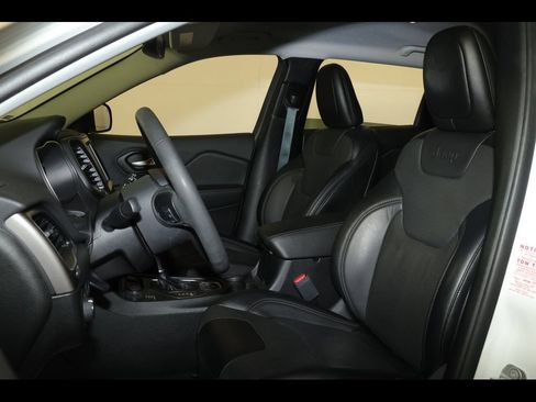 Used 2022 Jeep Cherokee Latitude Lux AWD/4WD image 23