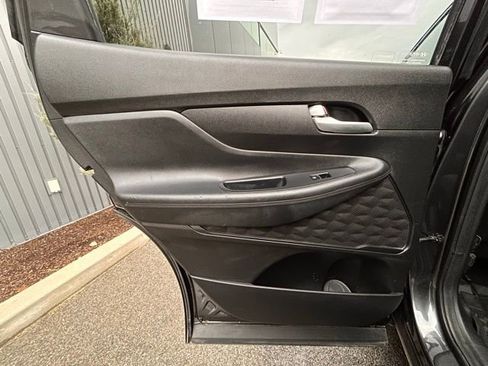 Used 2021 Hyundai Santa Fe SEL image 39
