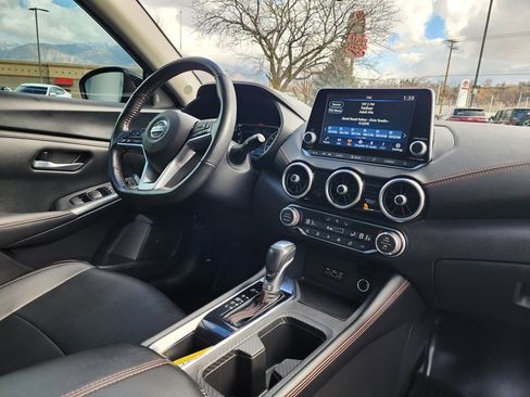 Used 2023 Nissan Sentra SR w/ SR Premium Package image 15