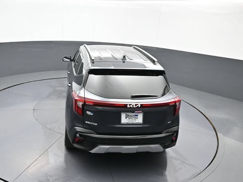 Certified 2024 Kia Seltos EX AWD/4WD image 39