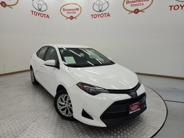Used 2017 Toyota Corolla LE FWD image 1