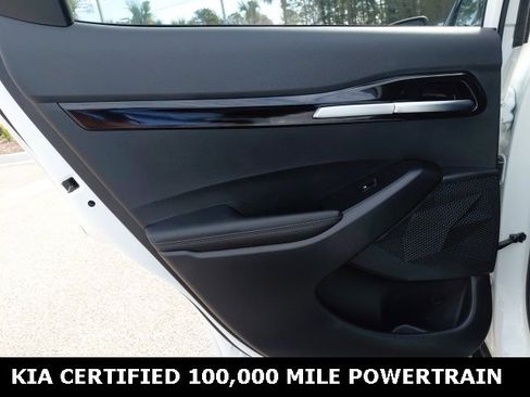 Used 2025 Kia Seltos S image 23