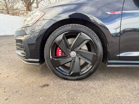 Used 2019 Volkswagen Golf 4-Door image 30