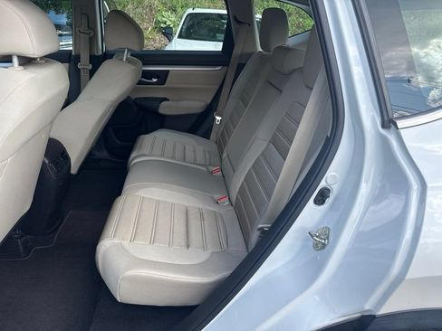 Used 2018 Honda CR-V LX image 8