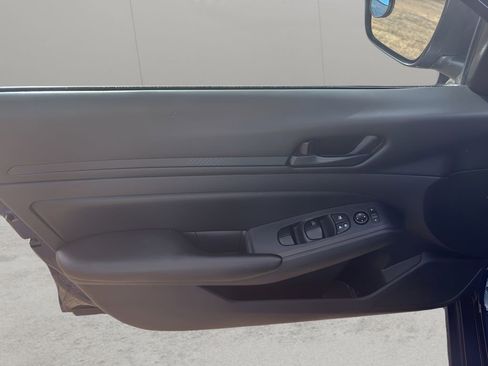 Used 2024 Nissan Altima 2.5 S image 29