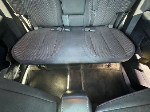 Used 2012 Chevrolet Equinox LT w/ Driver Convenience Package image 32