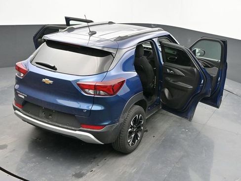 Used 2021 Chevrolet TrailBlazer LT w/ Convenience Package image 45